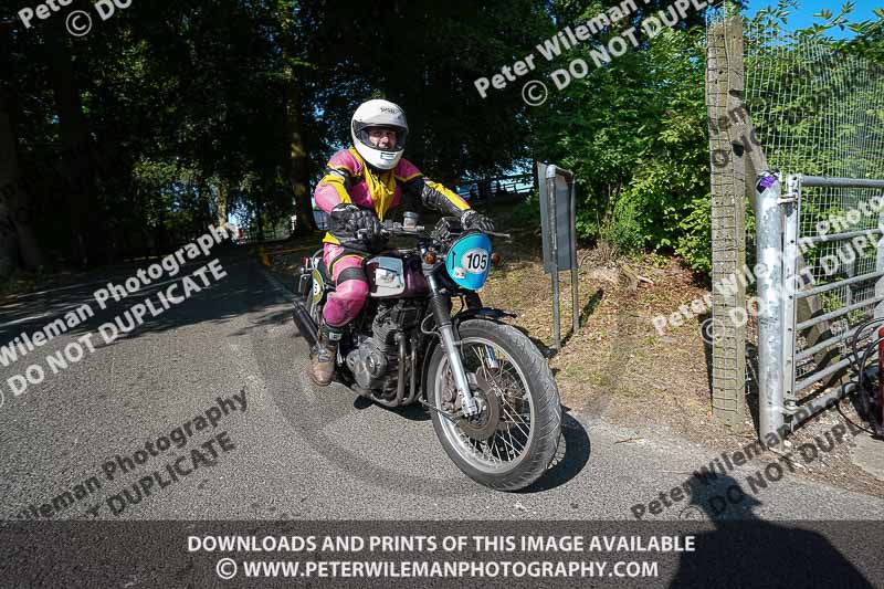 cadwell park;cadwell park photographs;cadwell trackday photographs;enduro digital images;event digital images;eventdigitalimages;peter wileman photography;racing digital images;trackday digital images;trackday photos